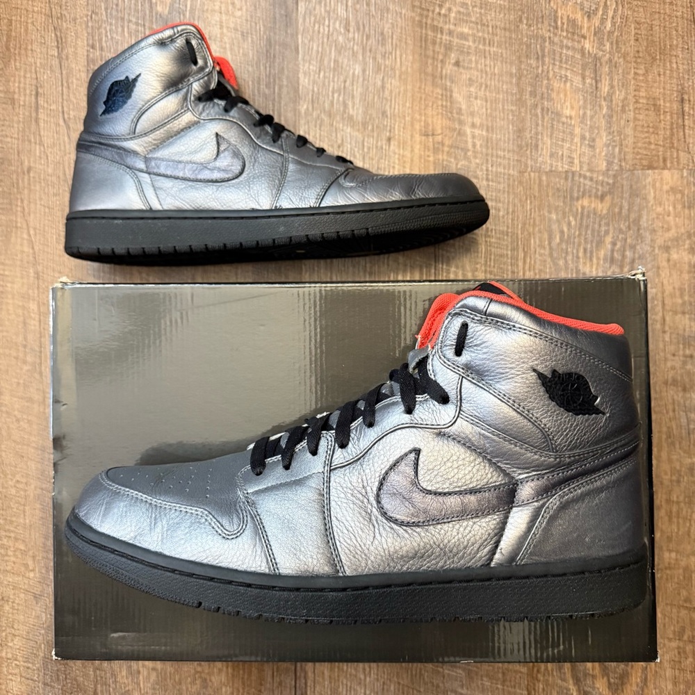 Nike Air Jordan 1 Retro Hi High Premium Pewter